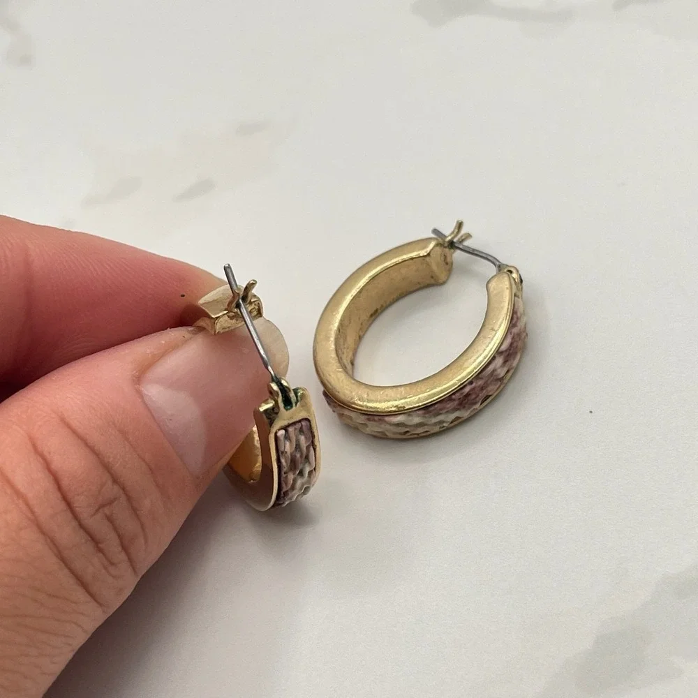 Vintage Gold Tone Hoop Earrings with Woven Style Enamel Detail Snap Closure Boho